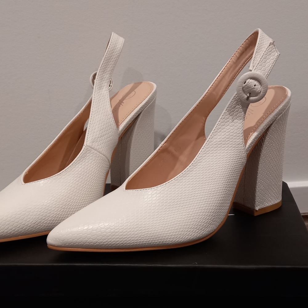White slingback Heels - Picture 2 of 2